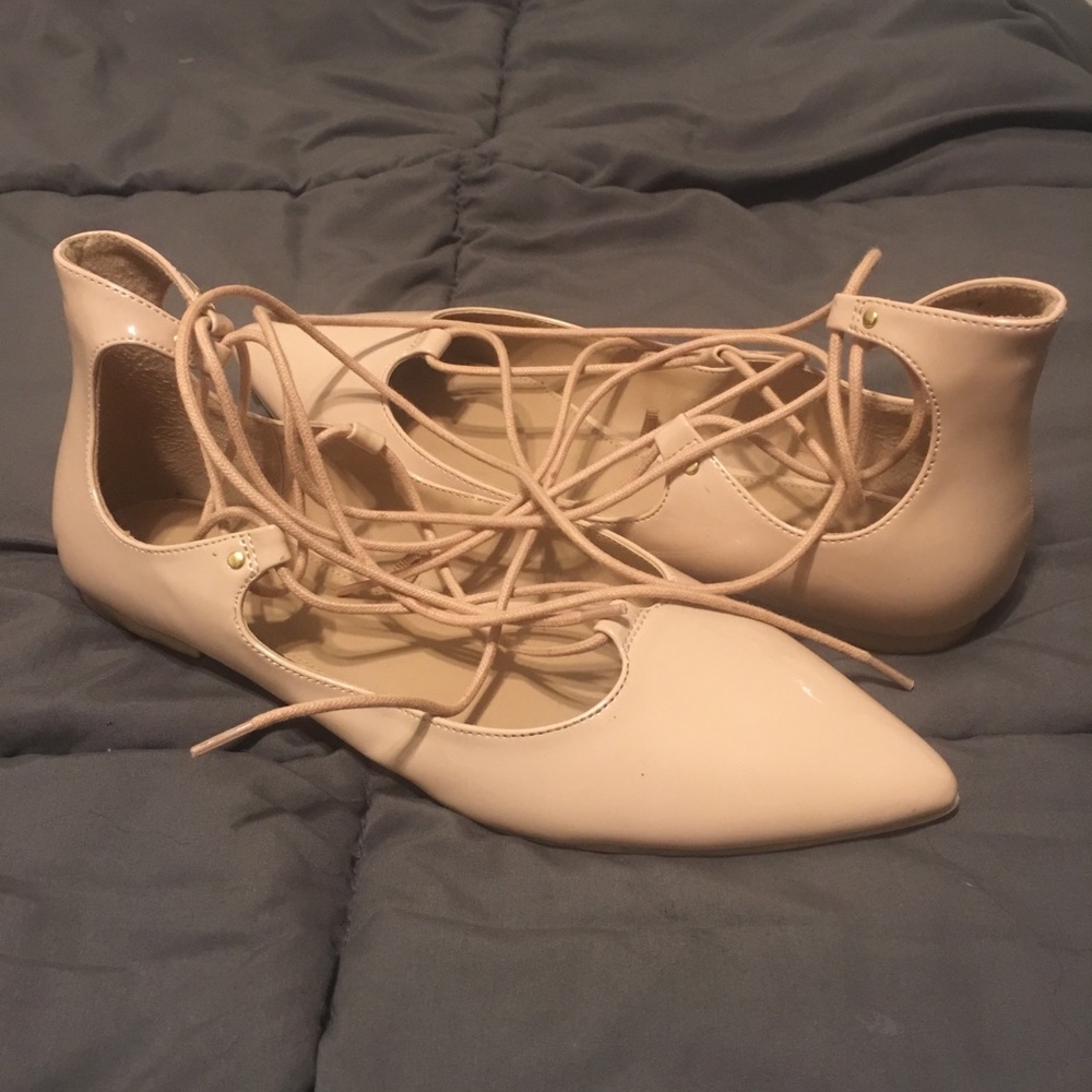 Nude lace flats!